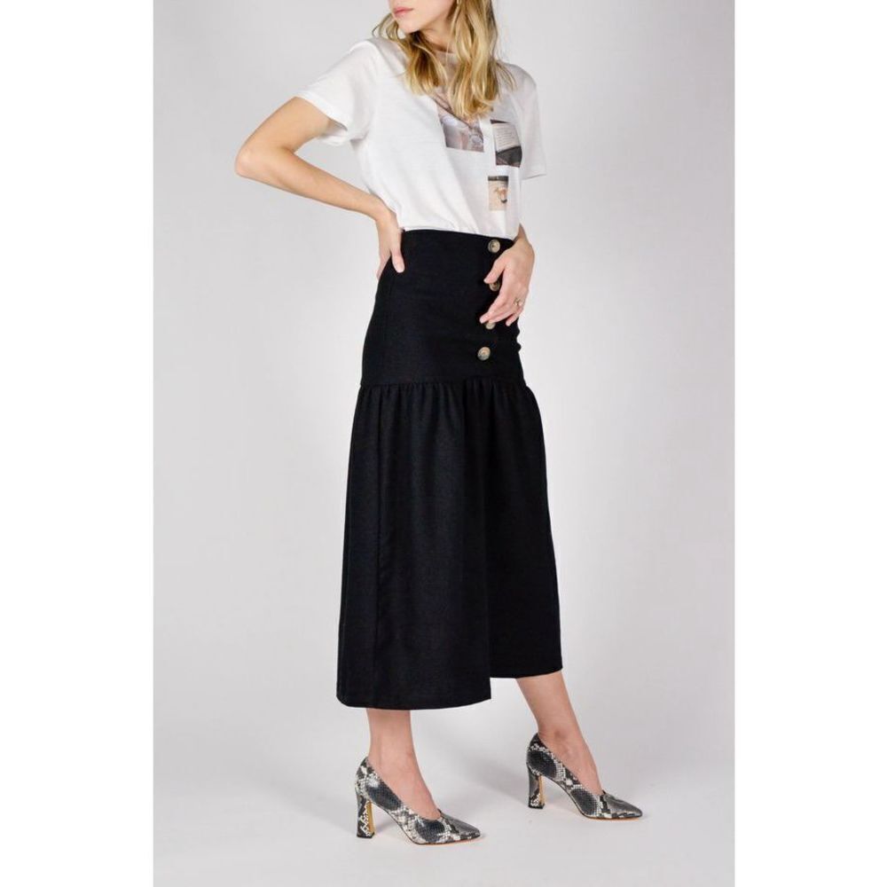 Black Tiered Bubble Midi Skirt for Work